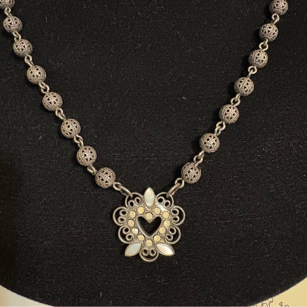La Contessa by Mary Demarco Vintage90s/00s heart necklace the Tudors